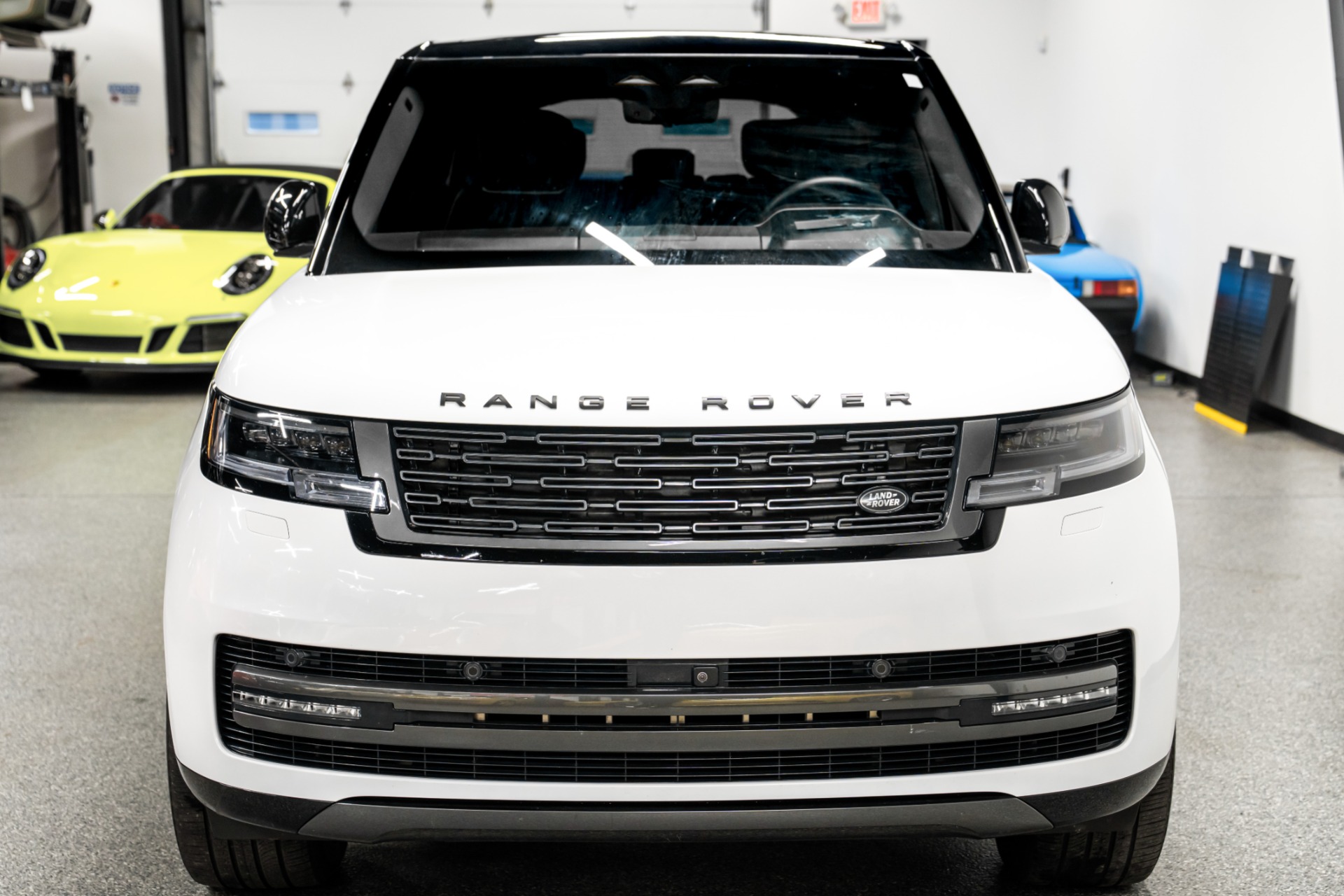 2024 Land Rover Range Rover Autobiography photo 4