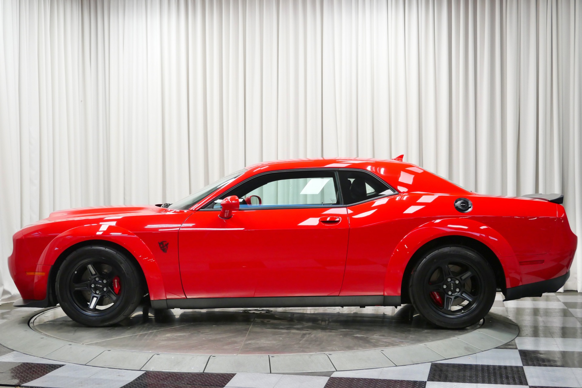 2018 Dodge Challenger SRT8 Demon photo 3