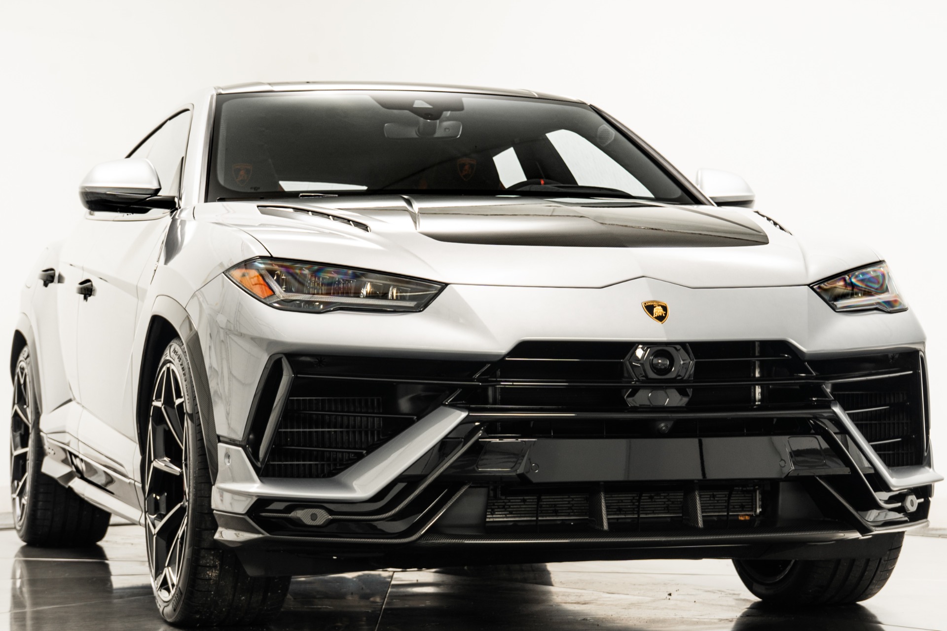 Lamborghini Urus Performante -657Hp, ADAS Package, Carbon Fiber Trim