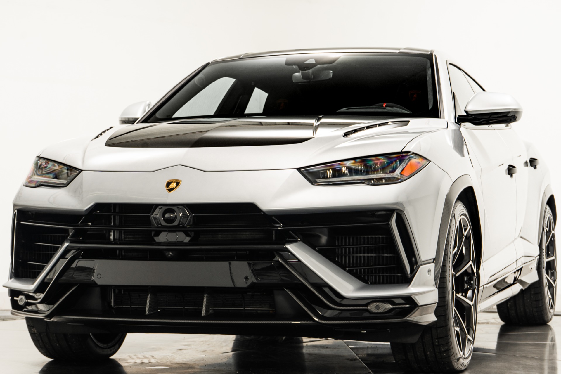 Lamborghini Urus Performante -657Hp, ADAS Package, Carbon Fiber Trim
