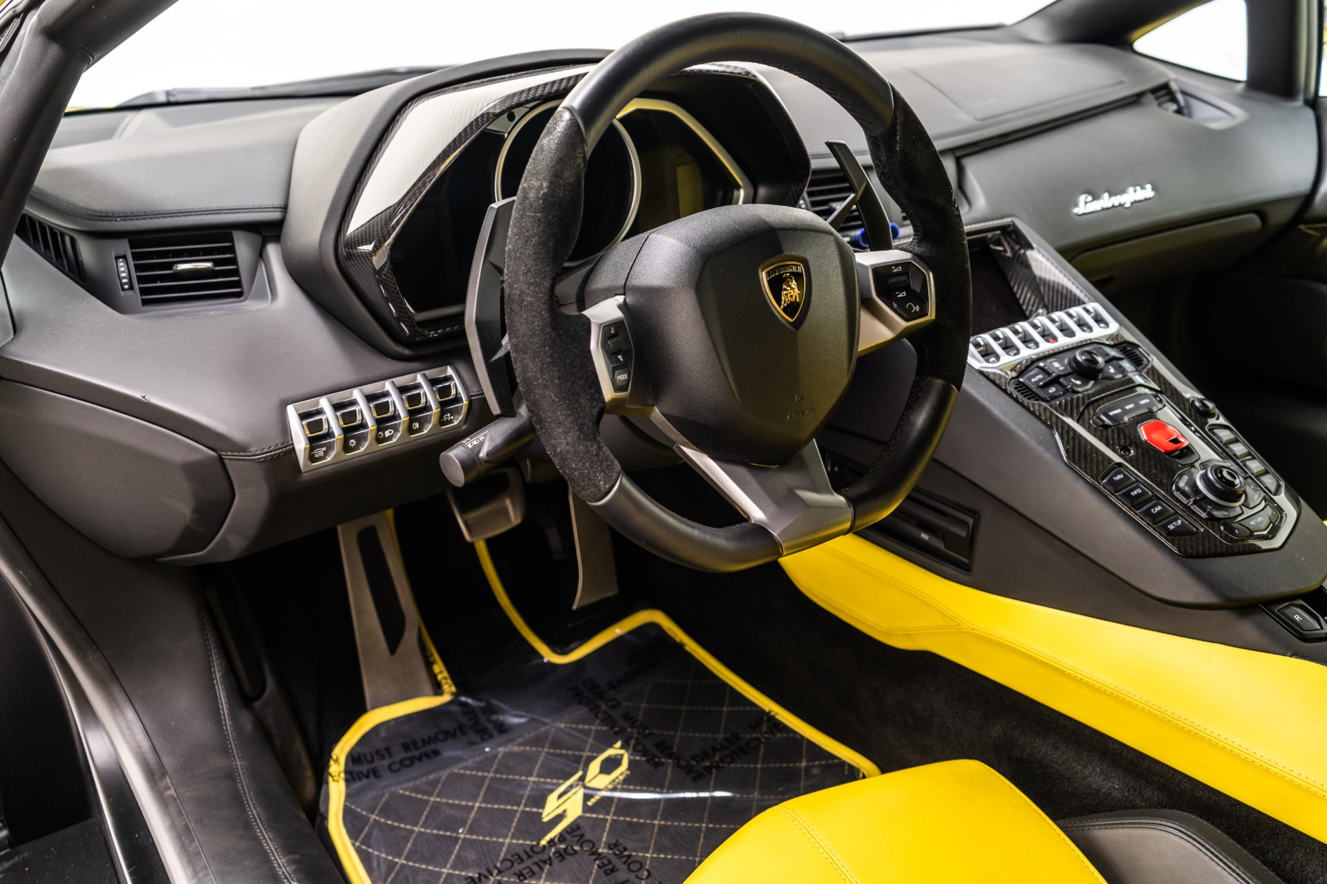 Lamborghini Aventador Dragon Edition Interior