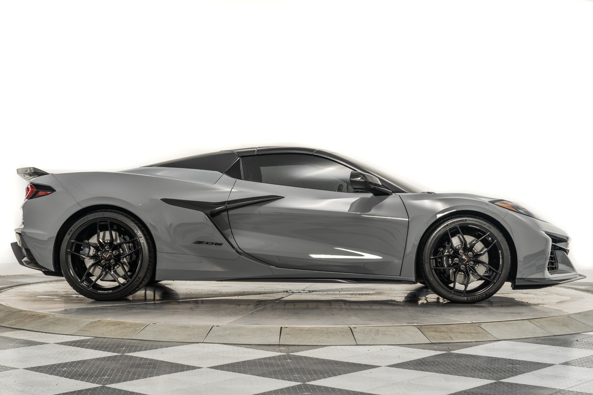 Sea Wolf Gray Tricoat 2025 Chevrolet Corvette Z06 Convertible 3LZ