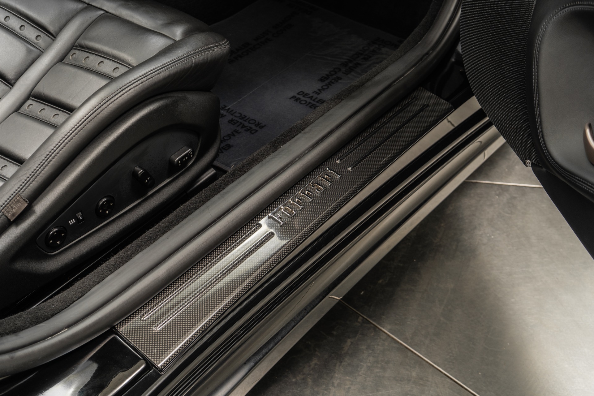 2011 Ferrari California Base - Photo 29