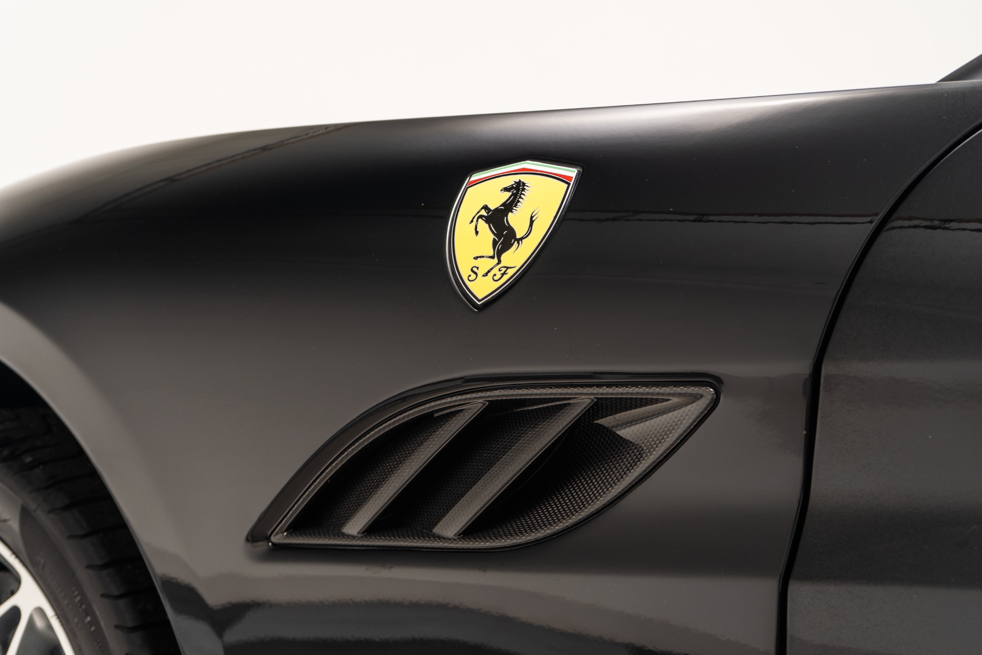 2011 Ferrari California Base - Photo 32