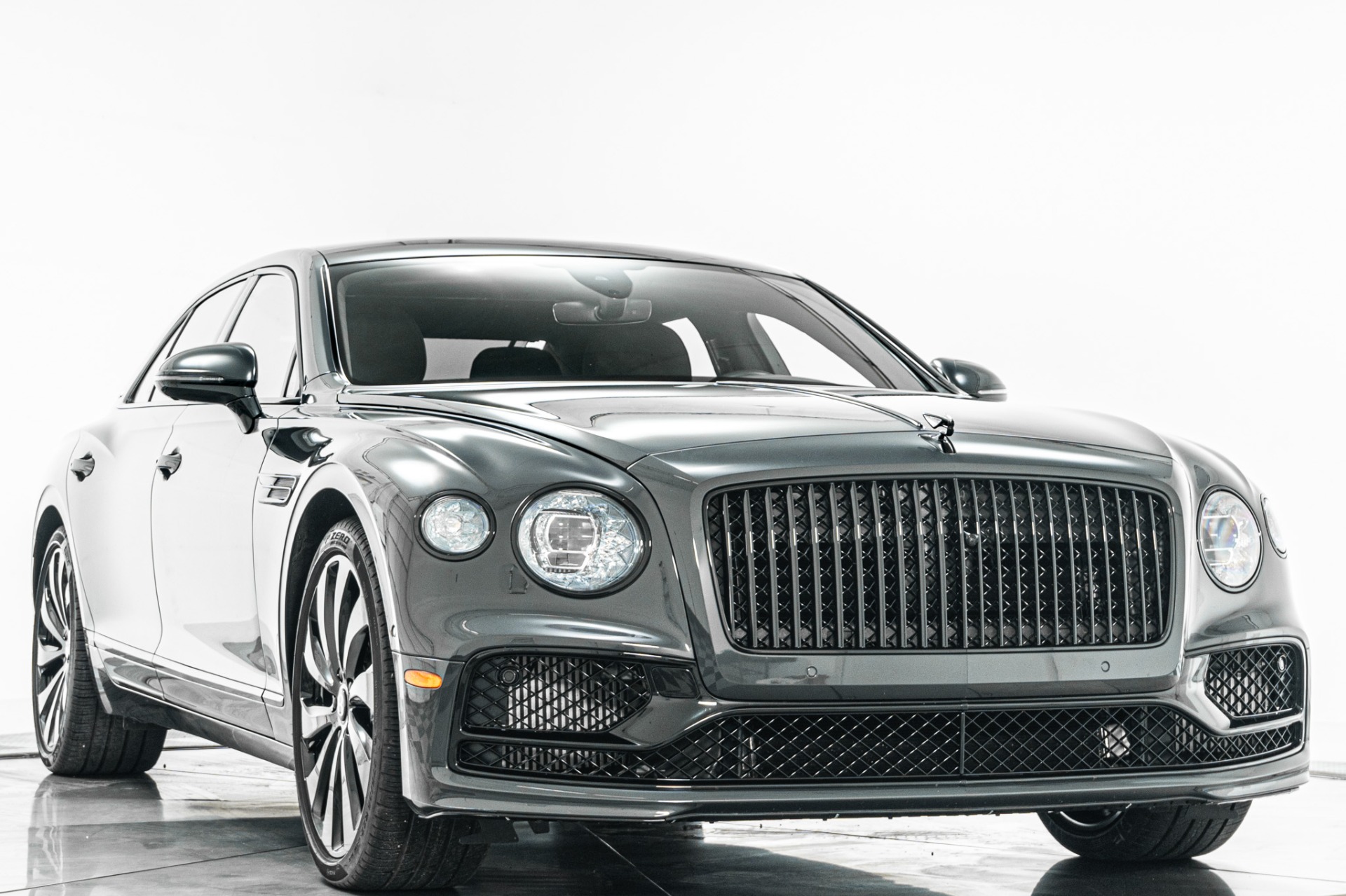Bentley Flying Spur Edition 8 -$243K MSRP, Rotating Display, Panoramic Roof