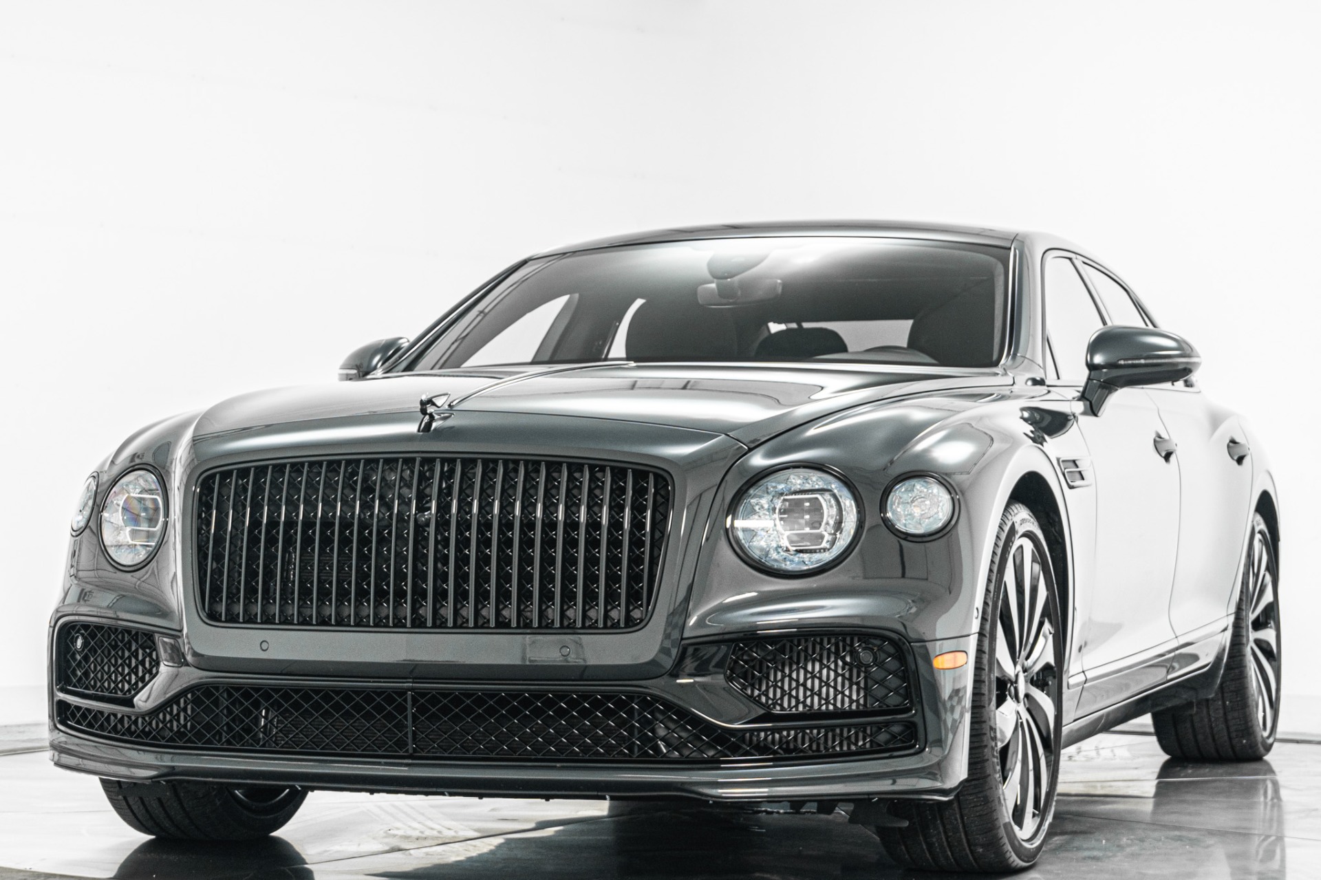 Bentley Flying Spur Edition 8 -$243K MSRP, Rotating Display, Panoramic Roof