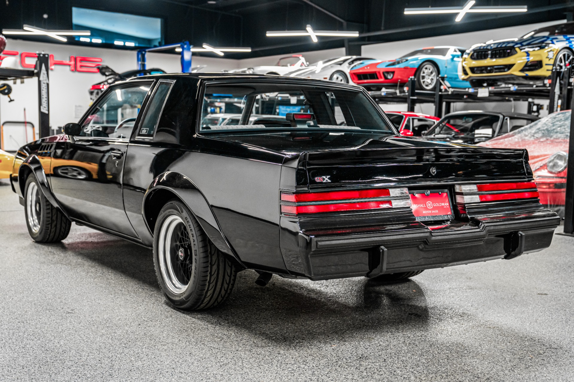 Grond ブラックメタル　blackl MP: 19k-Mile 1987 Buick Grand National GNX | PCARMARKET