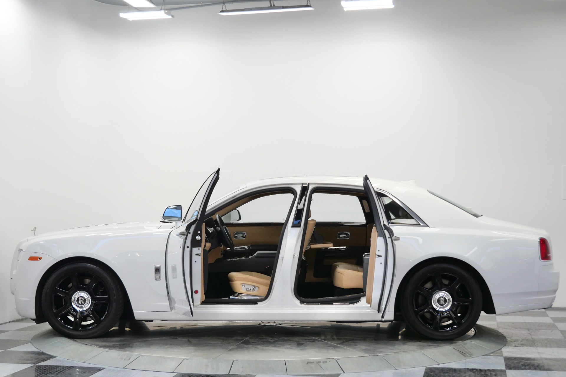 Rolls-Royce Ghost -Rear Theatre Configuration, Sunroof, Picnic Tables