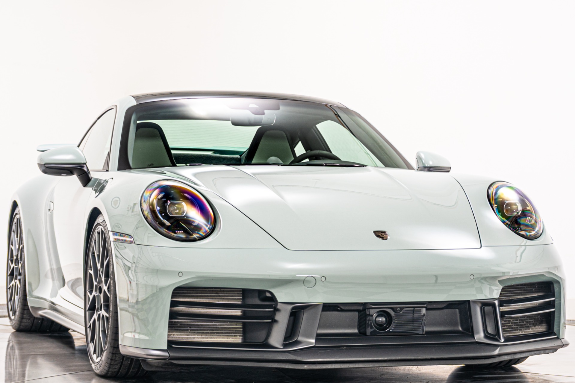 Shade Green Metallic 2025 Porsche 911 Carrera -SportDesign Package