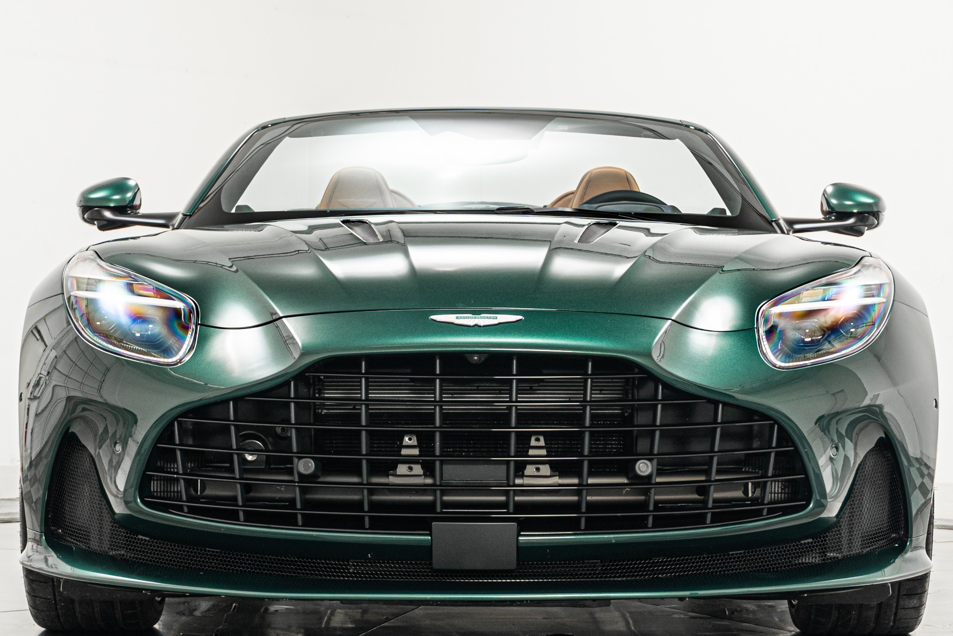 2025 Aston Martin DB12 AM5 photo 4