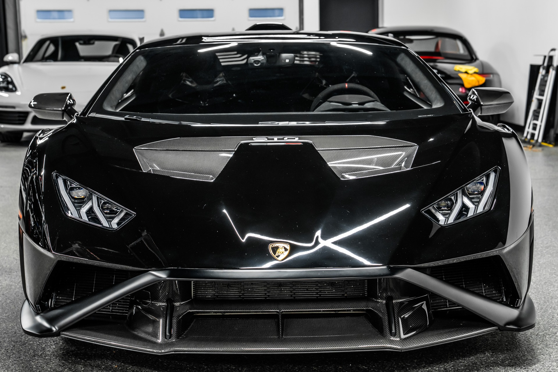 2021 Lamborghini Huracan STO photo 2