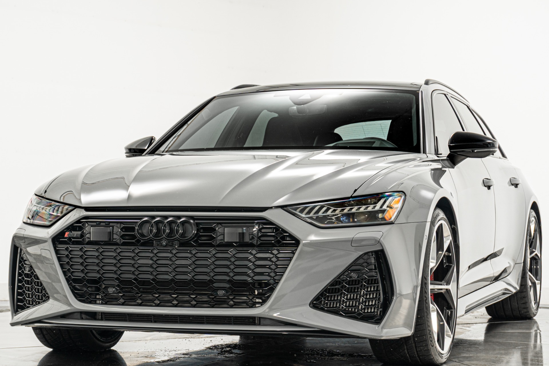 Nardo Gray 2024 Audi RS6 Avant Performance -RS Design Pack, Black