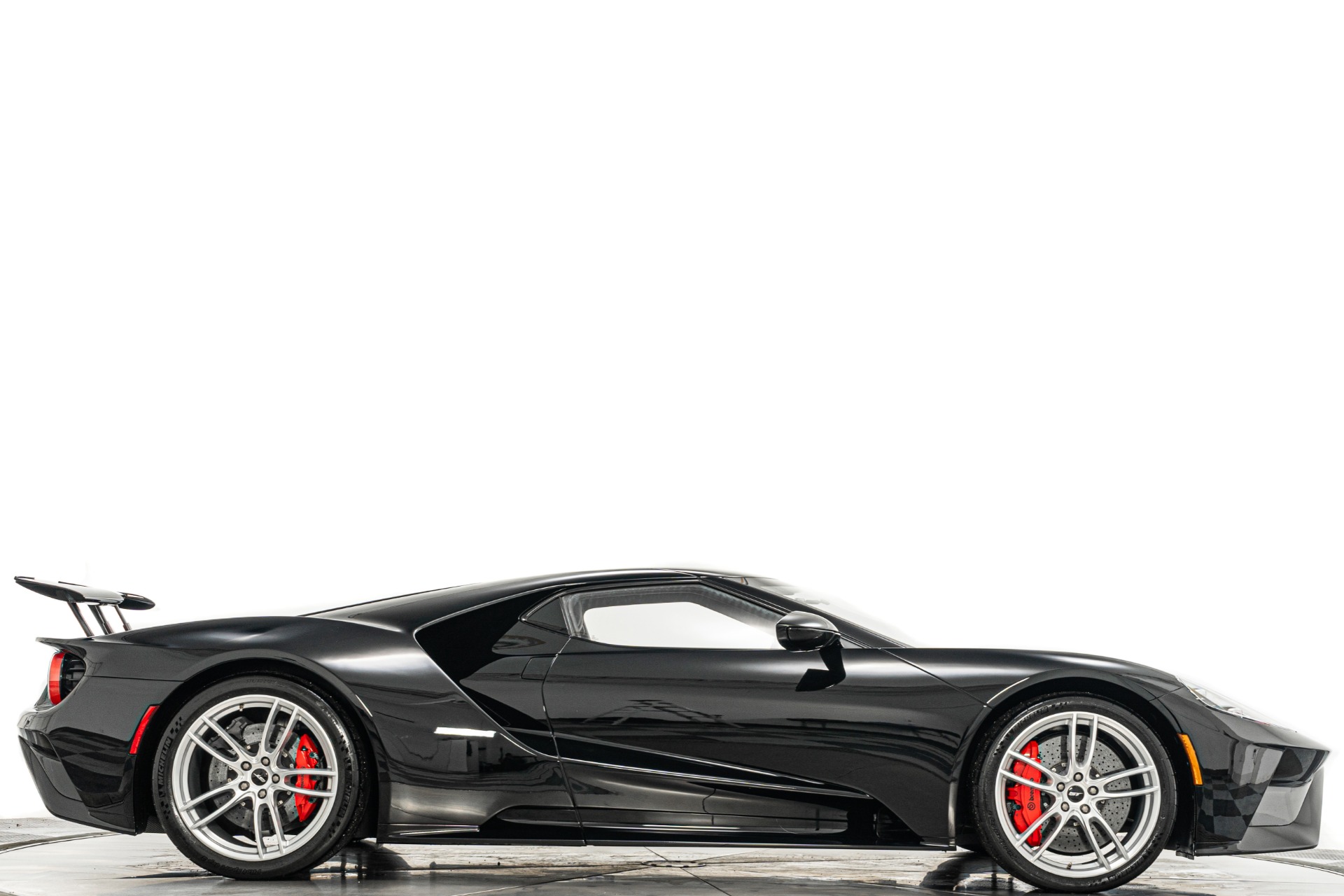 2020 Ford GT photo 2