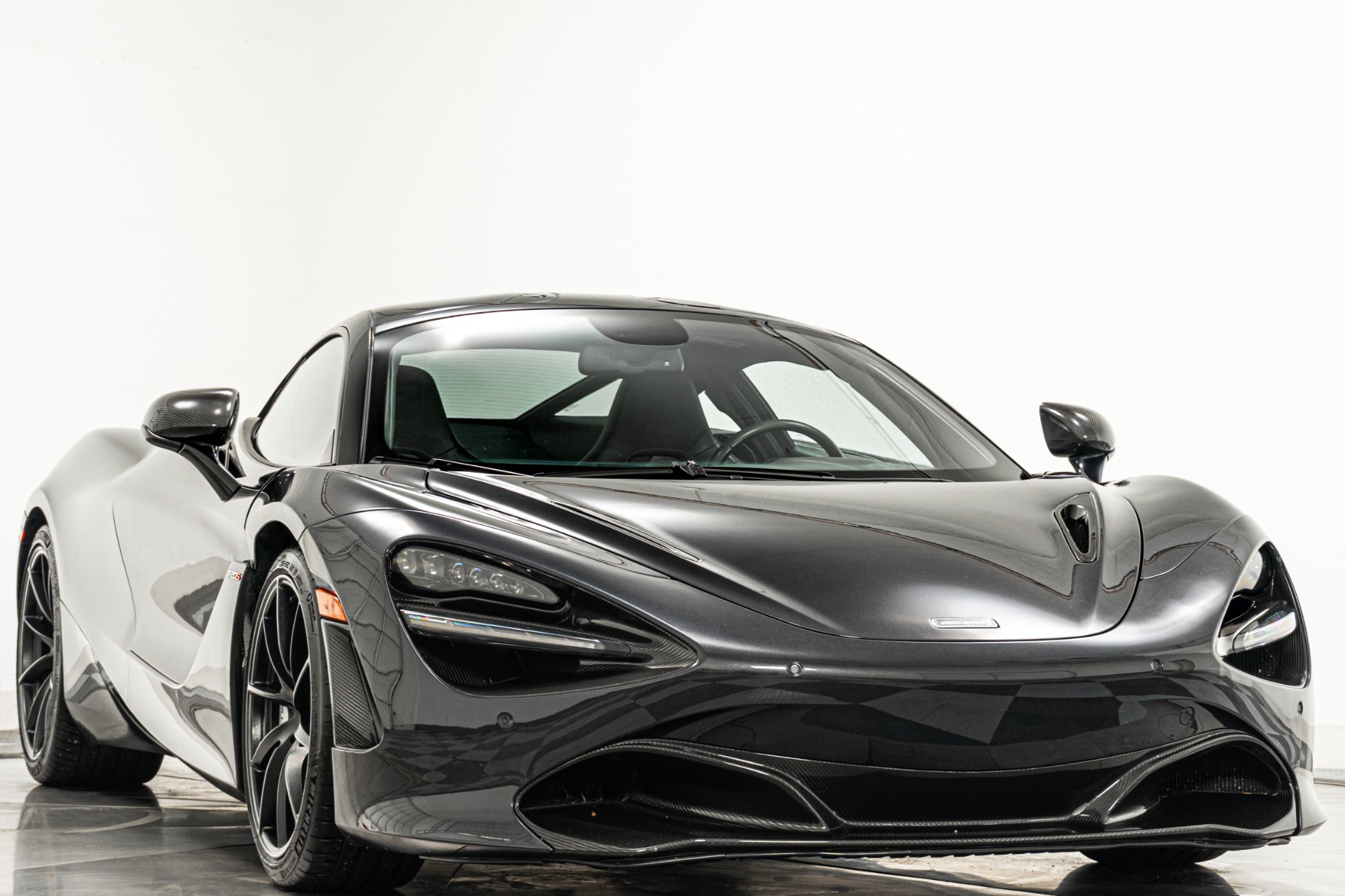 MSO Zenith Black 2019 McLaren 720S Luxury -MSO paint color