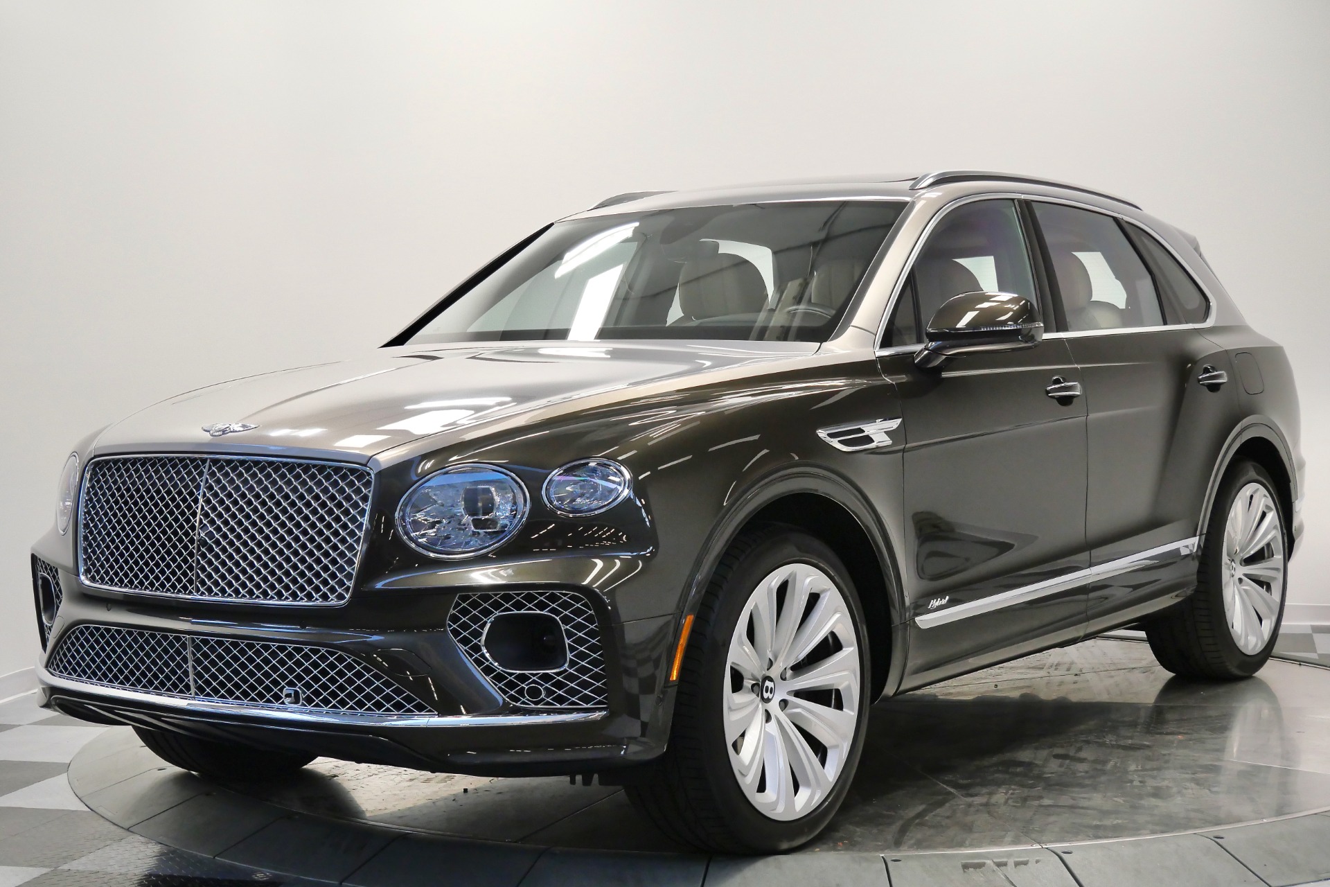 Bentley Bentayga Hybrid -Mulliner Driving Specification, Four Seat Comfort Specification