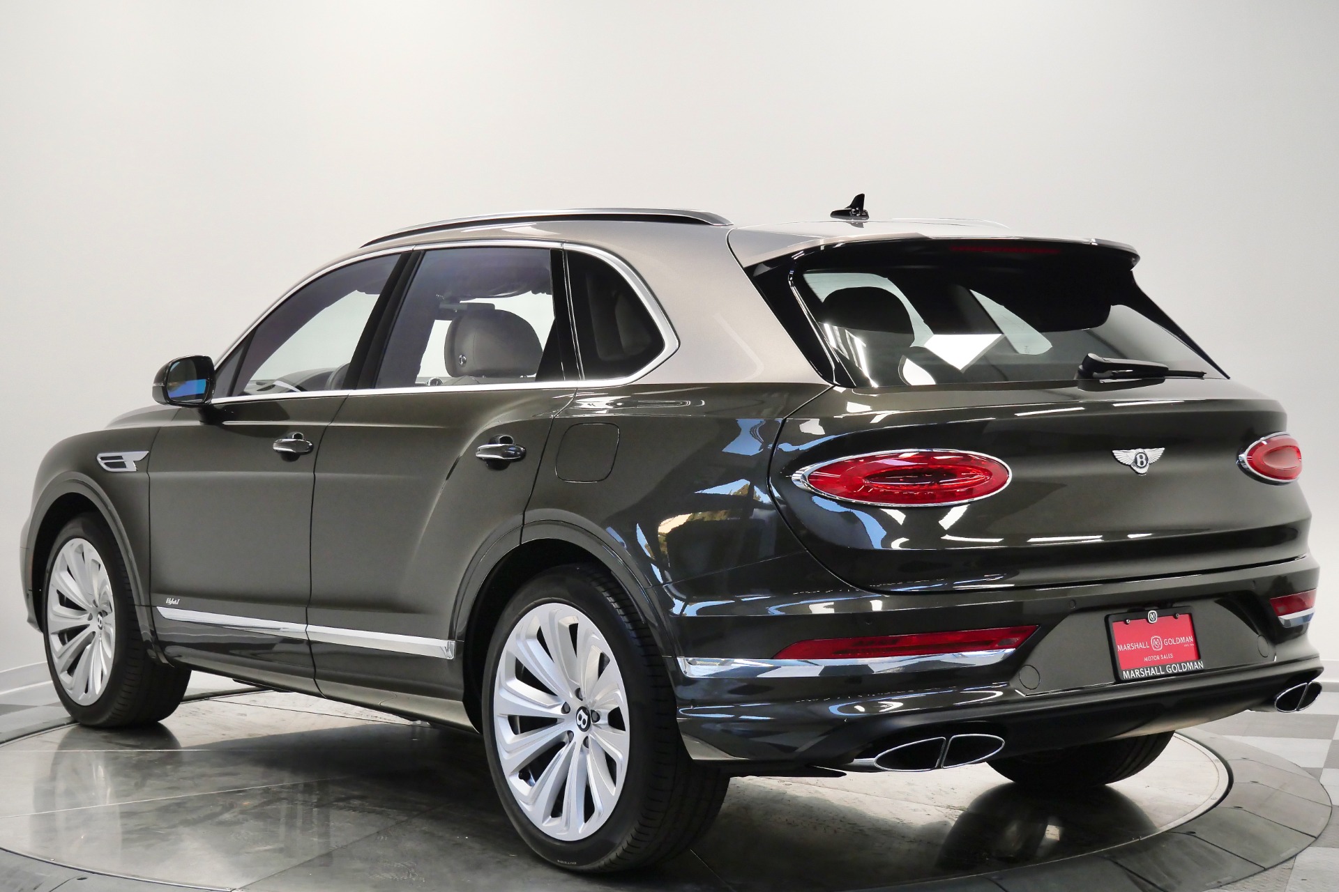 Bentley Bentayga Hybrid -Mulliner Driving Specification, Four Seat Comfort Specification