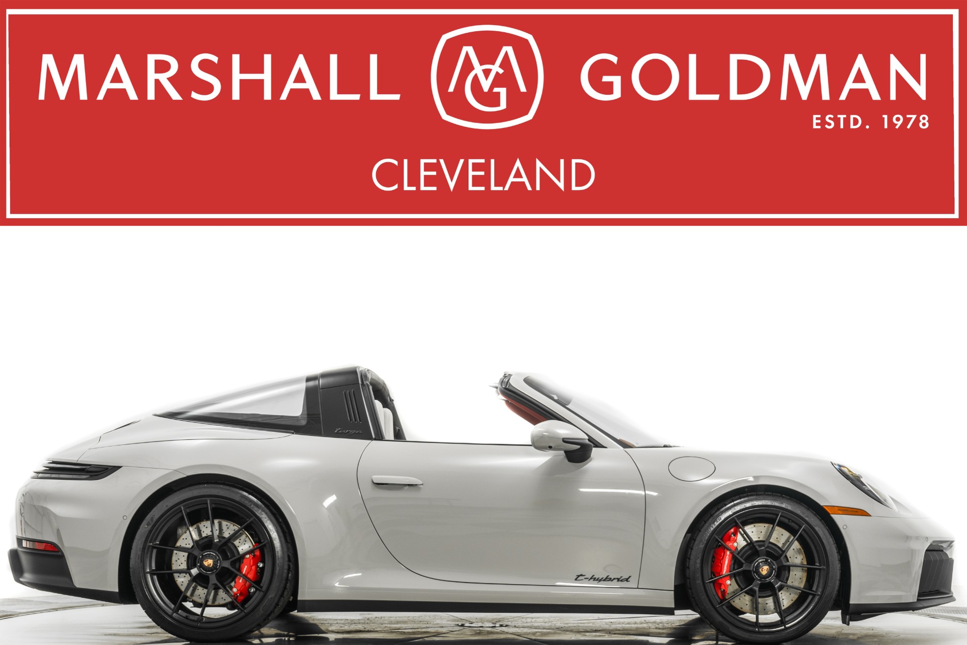 Chalk 2025 Porsche 911 Targa 4 GTS -T Hybrid, Exclusive Manufaktur