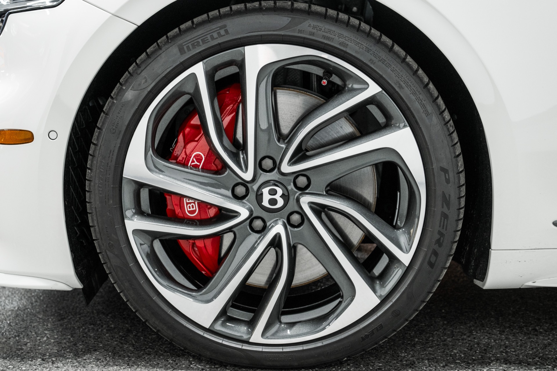 Bentley Continental GTC Speed -Touring Specification, Front Seat Comfort Specification