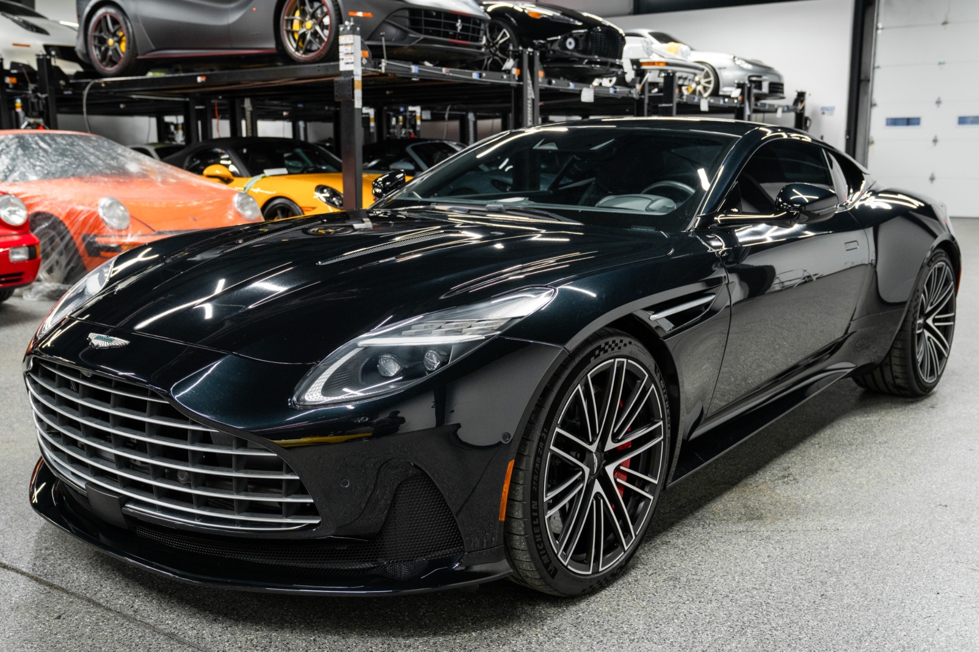 Aston Martin DB12 V8 -Special Paint Color, Bowers And Wilkins Premium Audio, Carbon Brakes