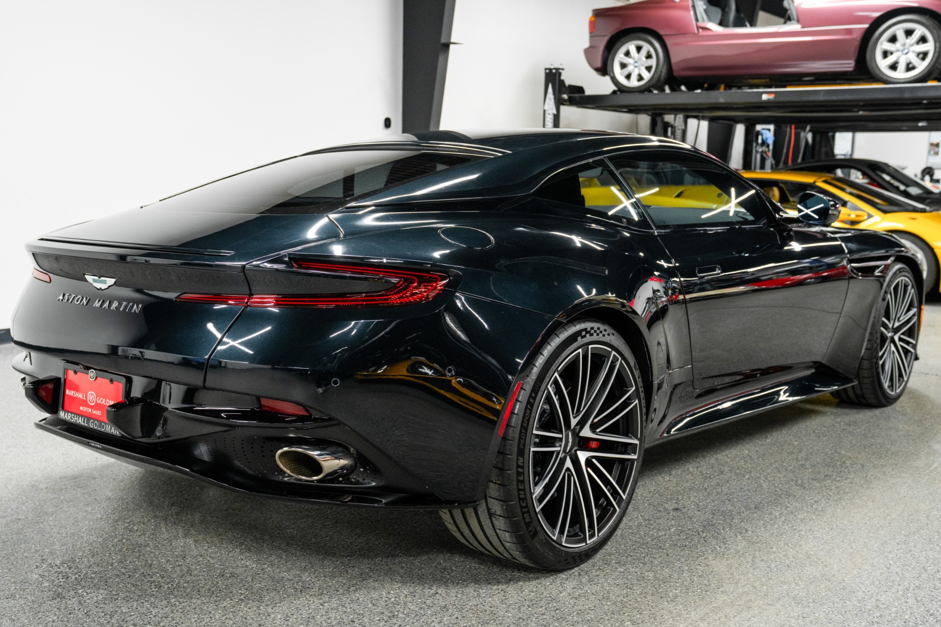 Aston Martin DB12 V8 -Special Paint Color, Bowers And Wilkins Premium Audio, Carbon Brakes