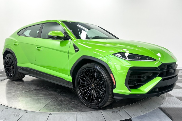 Lamborghini Urus SE -Bicolor Sportive Interior, 870 Miles, 789 Horsepower
