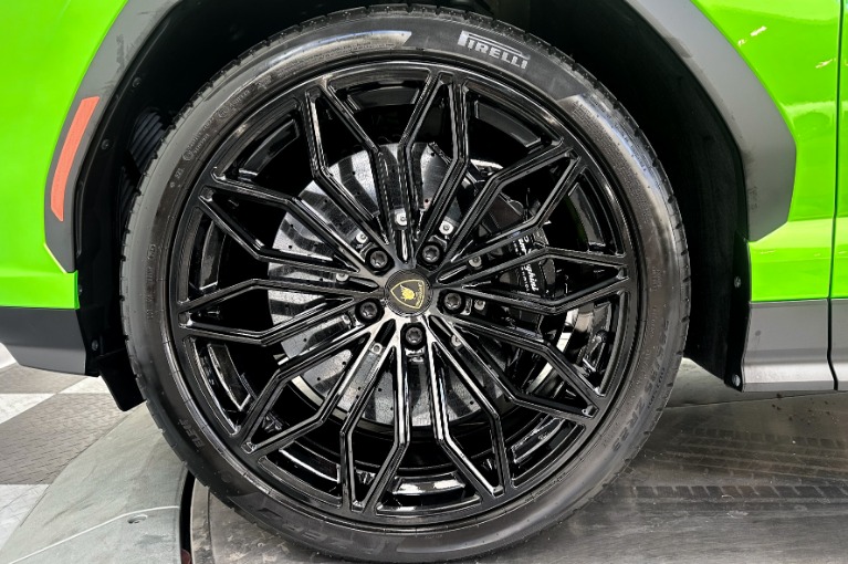 Lamborghini Urus SE -Bicolor Sportive Interior, 870 Miles, 789 Horsepower