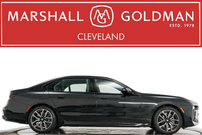 2023 BMW 7 Series 760i xDrive's photo