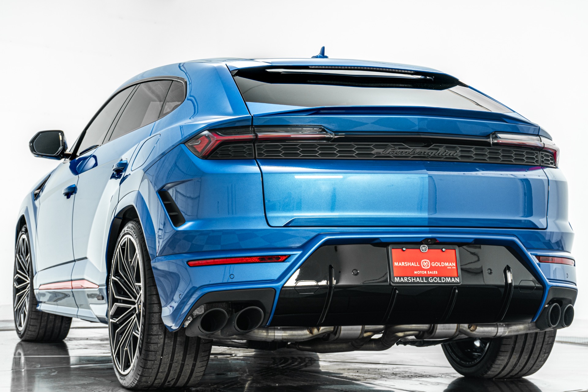 Lamborghini Urus SE -Bang And Olufsen Audio, Two-Tone Interior, 789 Horsepower