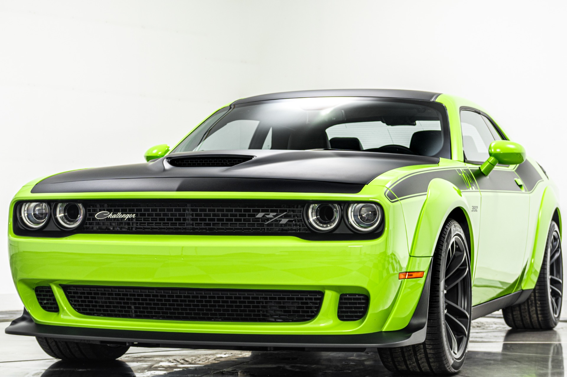 Sublime 2023 Dodge Challenger T/A 392 -Widebody, 6 Speed Manual
