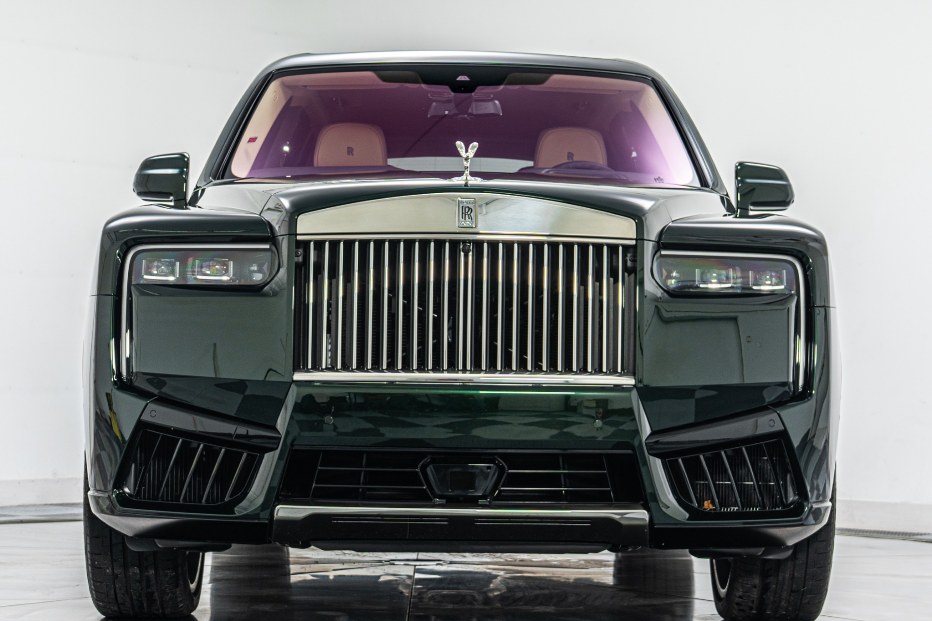Rolls-Royce Cullinan -Series 2, Bespoke Audio, Starlight Headliner, Polished Wheels