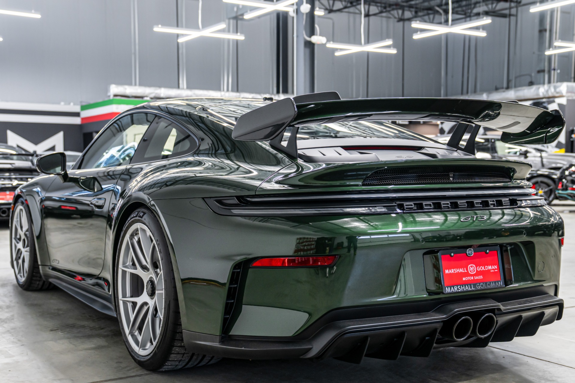 Oak Green Metallic Neo 2025 Porsche 911 GT3 -Weissach Package, 6