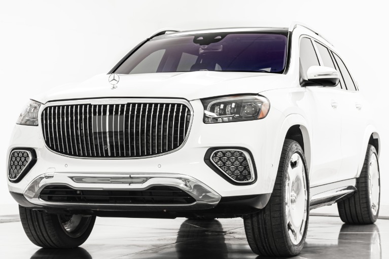 Mercedes-Benz Maybach GLS 600 -4MATIC, 4 Seat Configuration, Rear Seat Entertainment