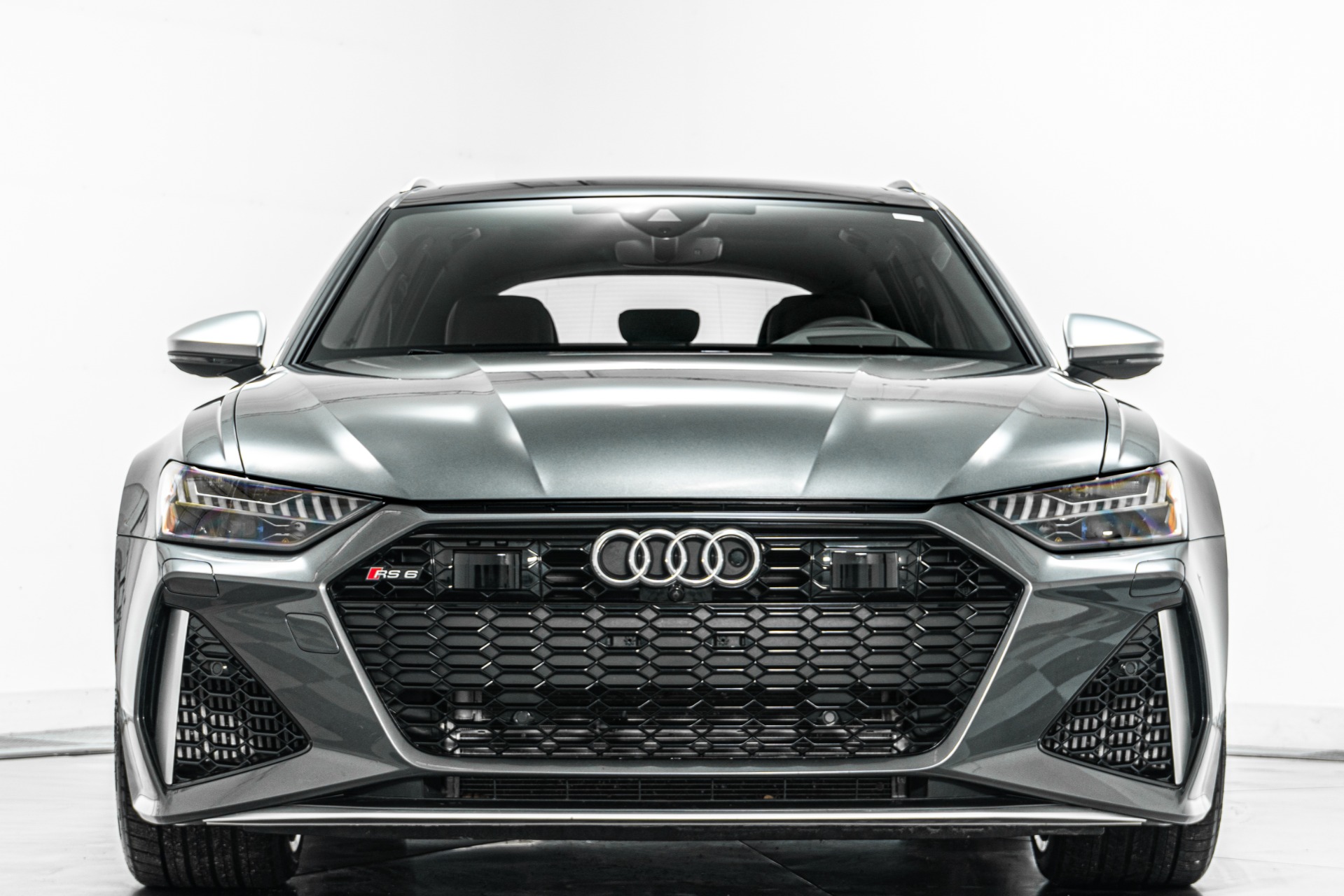 Audi RS6 4.0T Quattro Avant -591 Horsepower, Executive Package