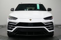 Lamborghini Urus -Carbon Fiber Packs Inside And Out, 23 Inch Wheels
