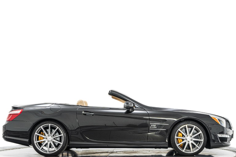 Mercedes-Benz SL65 AMG -Twin Turbo V12 Power, Carbon Ceramic Brakes