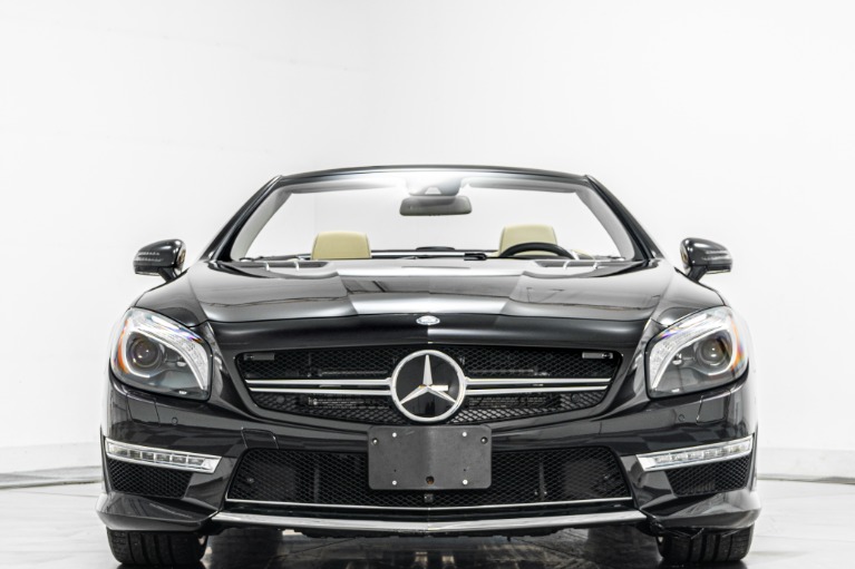 Mercedes-Benz SL65 AMG -Twin Turbo V12 Power, Carbon Ceramic Brakes
