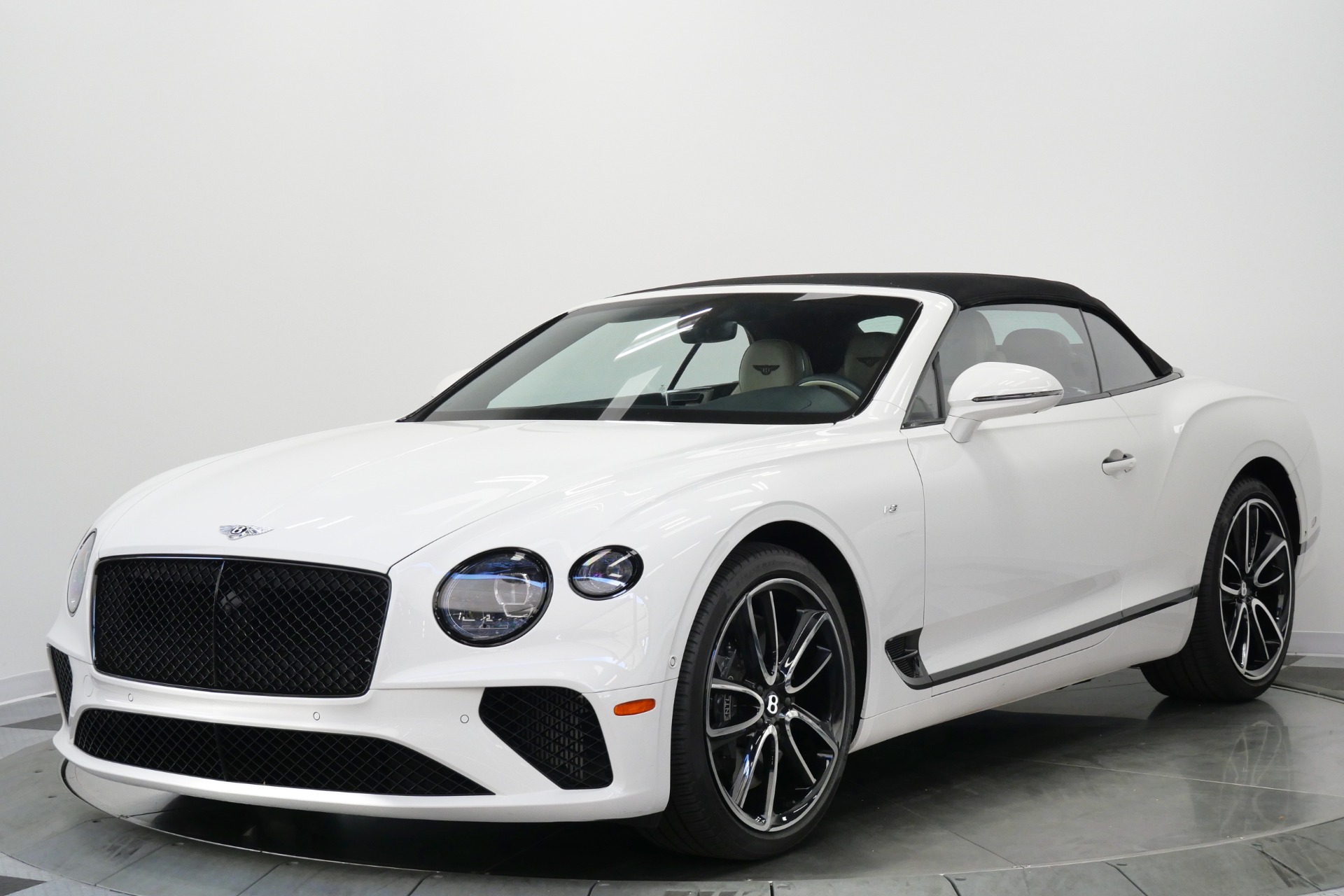 Bentley Continental GTC V8 -Mulliner Specification, Front Seat Comfort Specification