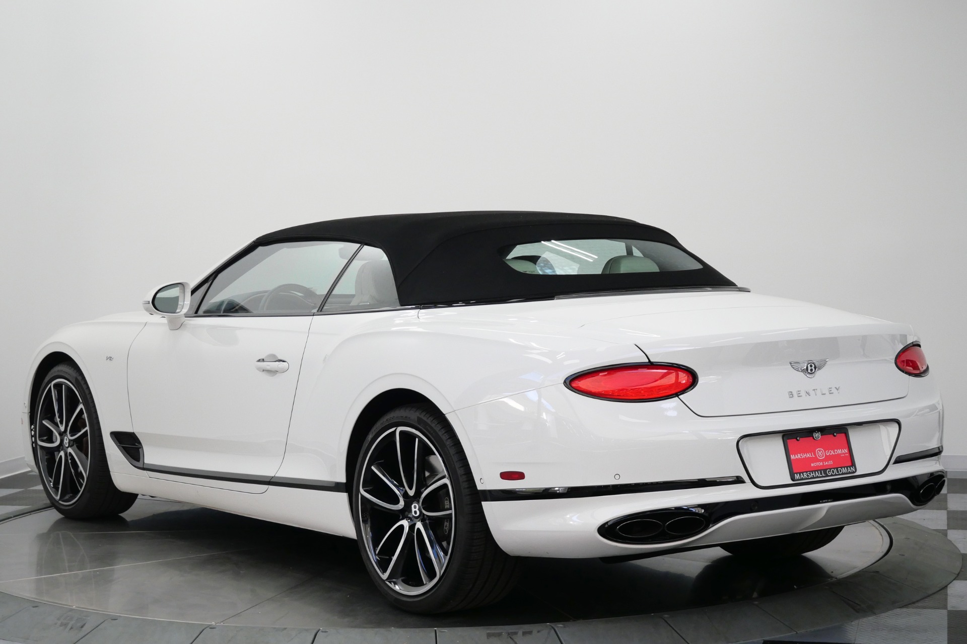 Bentley Continental GTC V8 -Mulliner Specification, Front Seat Comfort Specification