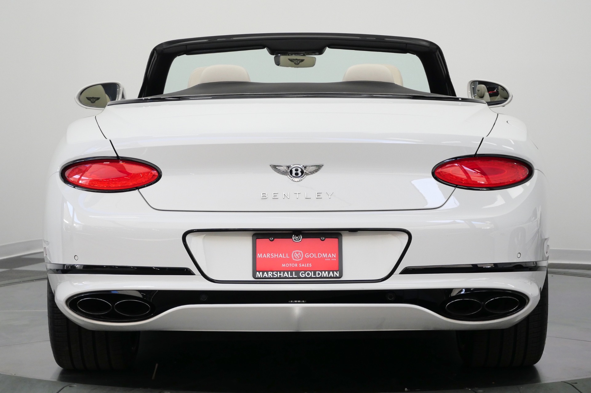 Bentley Continental GTC V8 -Mulliner Specification, Front Seat Comfort Specification