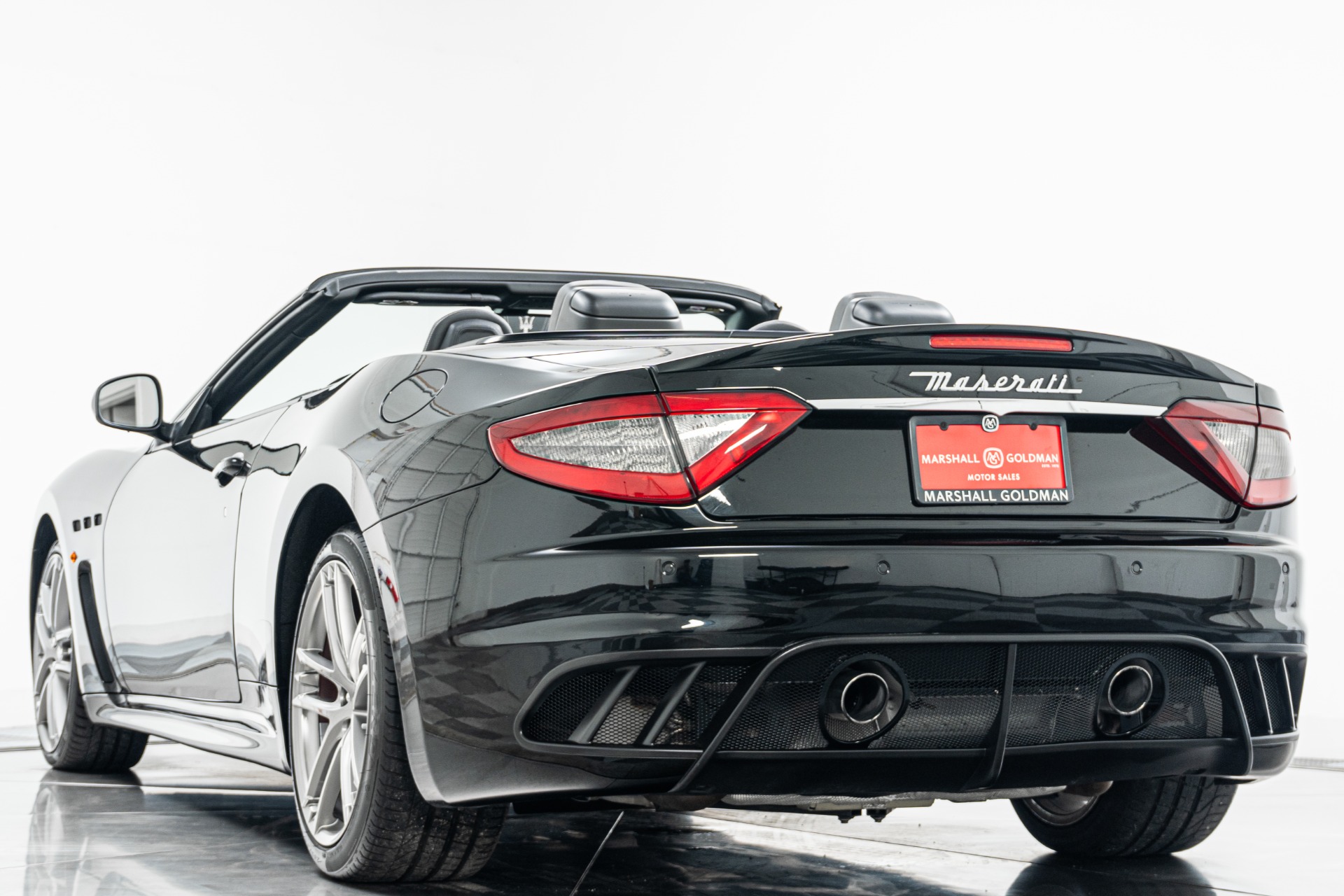 Maserati GranTurismo Convertible MC -Special Order Paint, Sport Exhaust