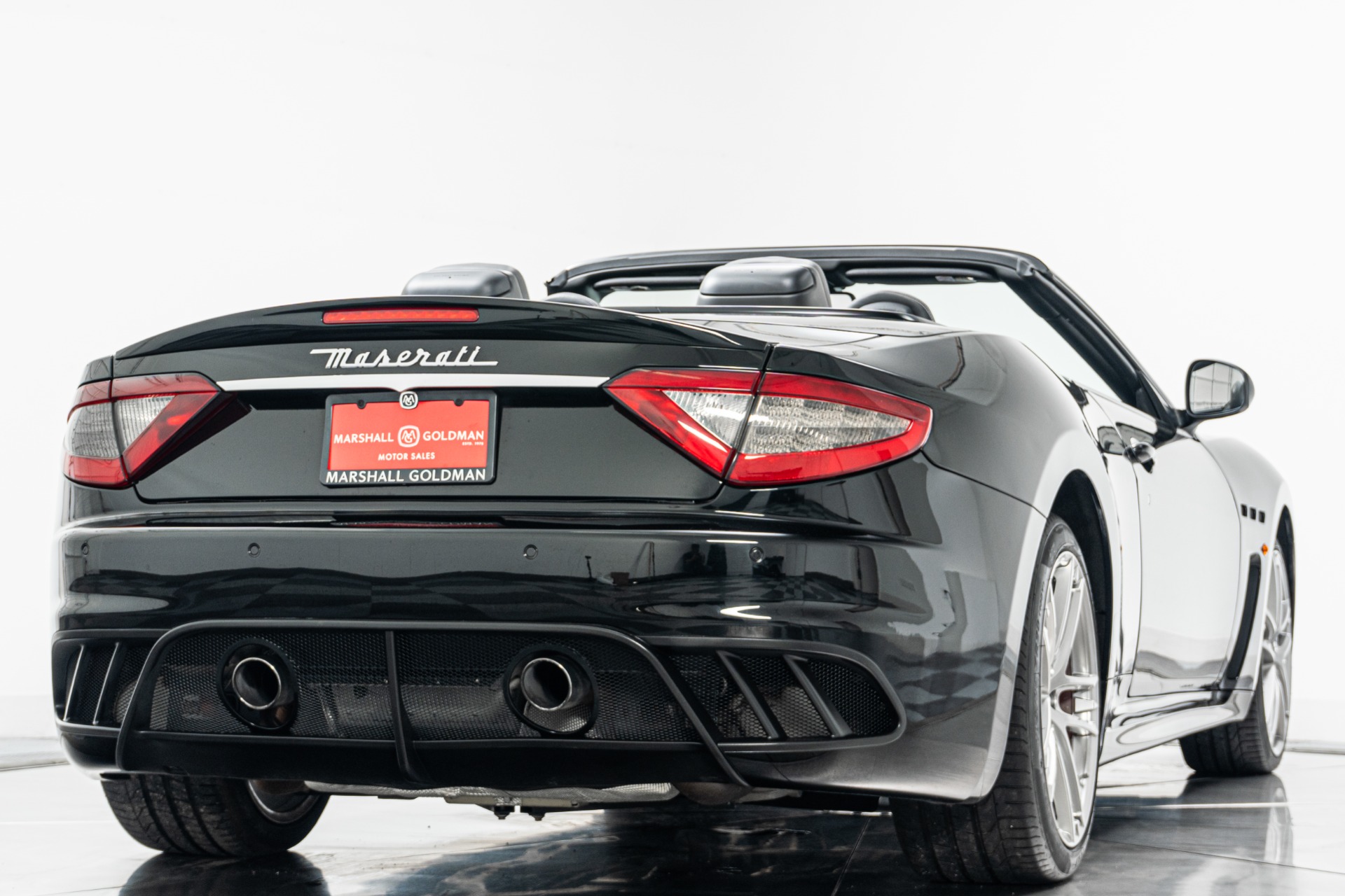 Maserati GranTurismo Convertible MC -Special Order Paint, Sport Exhaust