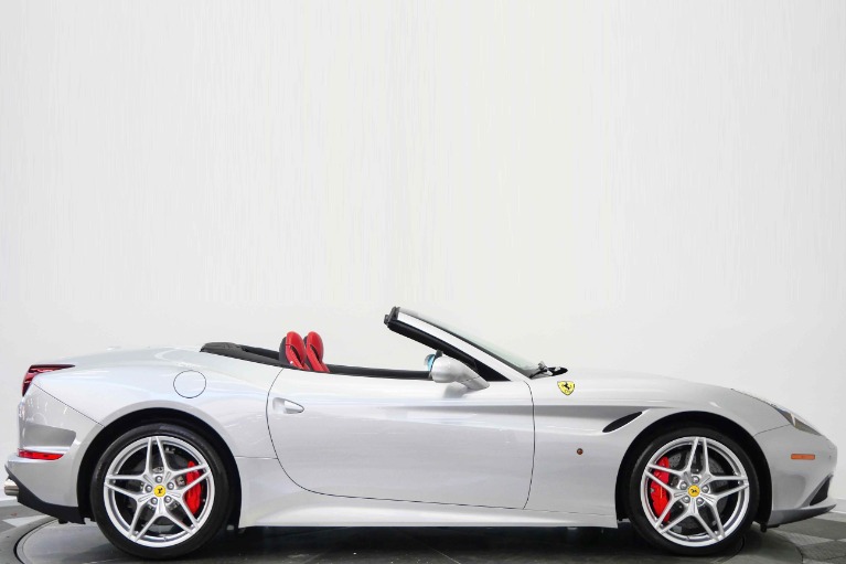 Ferrari California T -Extremely Low Miles, Ventilated Seats, Beautiful