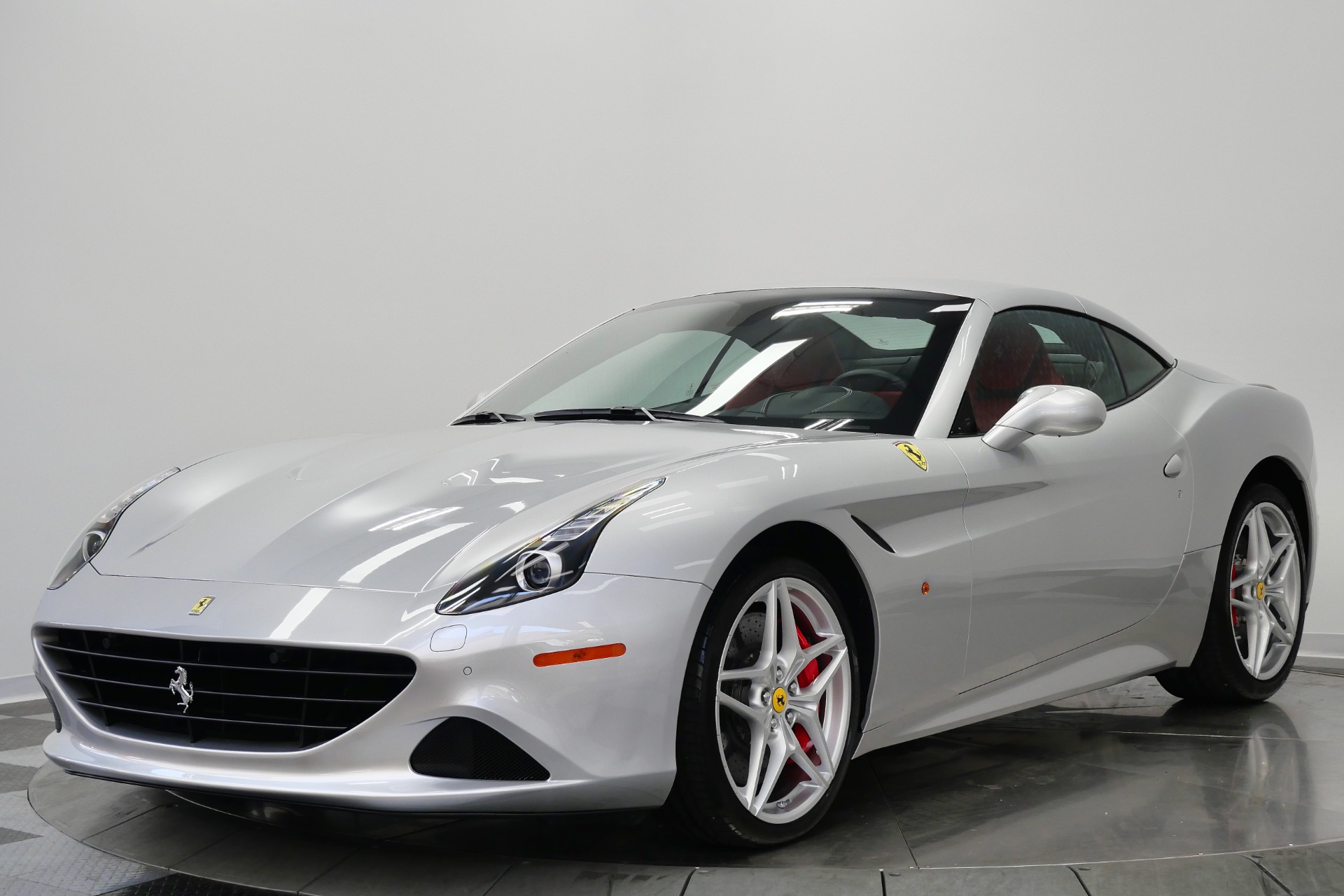 Ferrari California T -Extremely Low Miles, Ventilated Seats, Beautiful