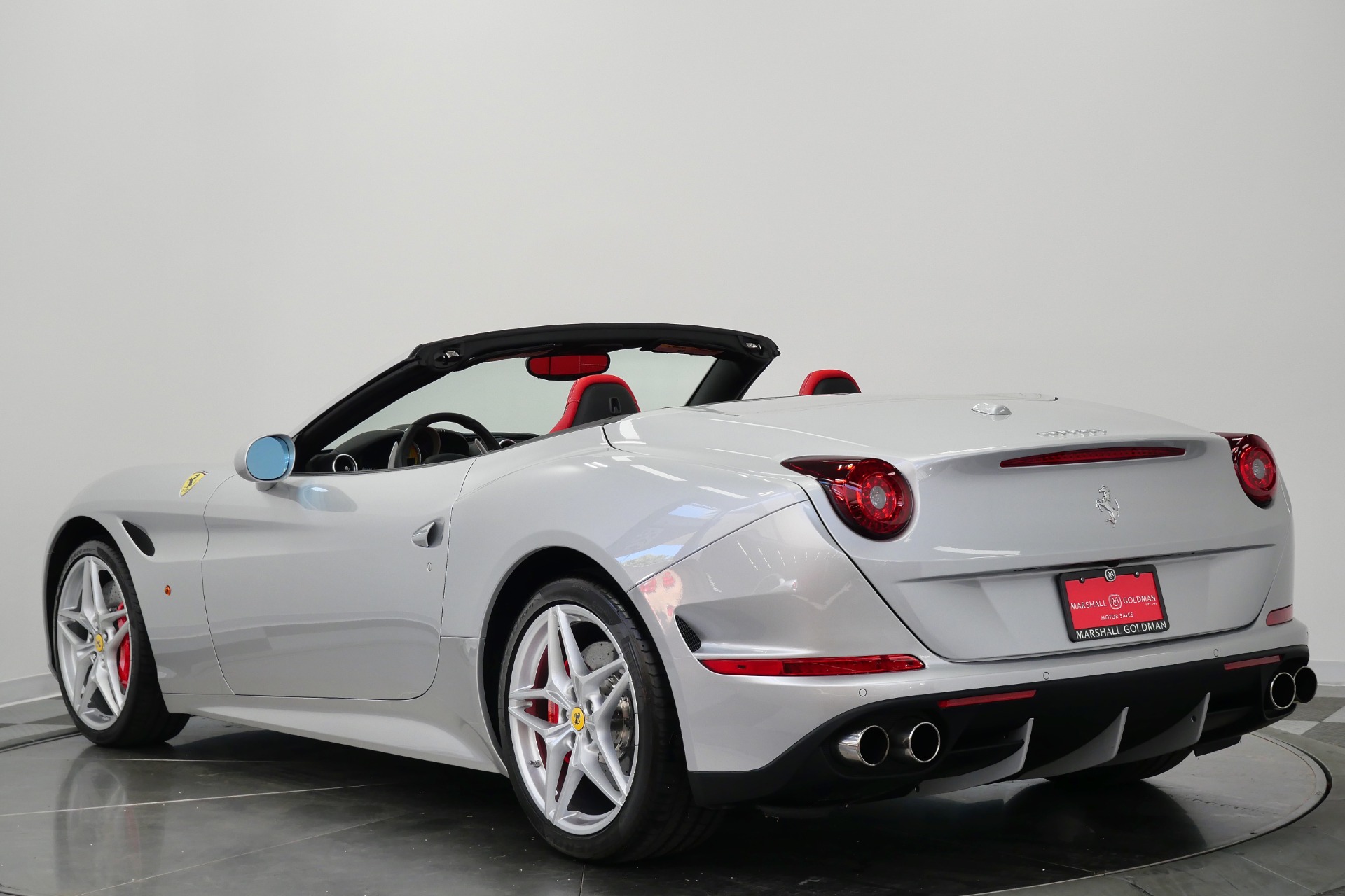Ferrari California T -Extremely Low Miles, Ventilated Seats, Beautiful