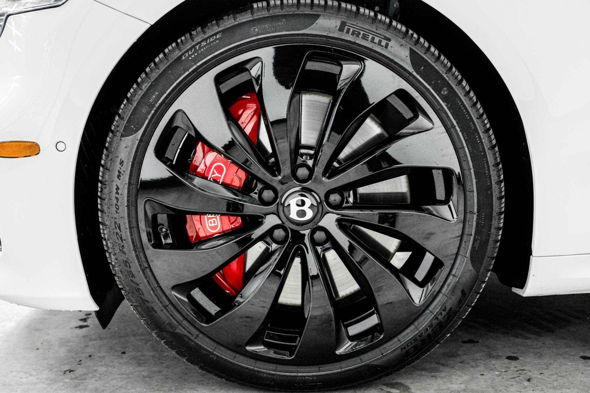 Bentley Continental GT -Black Edition, Touring Specification, Rotating Display, Panoramic Roof