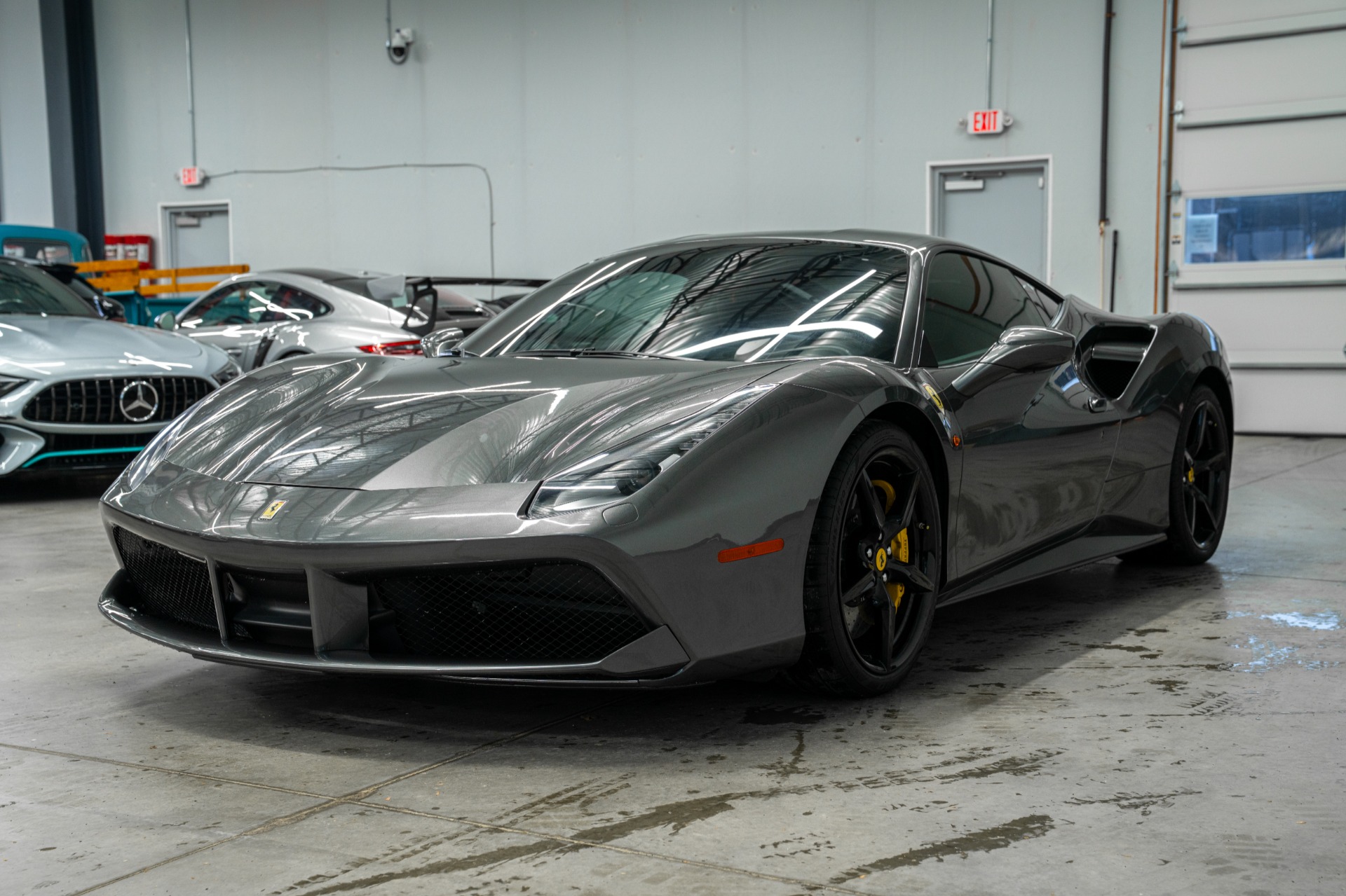 Ferrari 488 GTB -Carbon Fiber Driving Zone, Daytona Seats