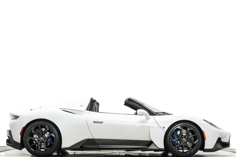 Maserati MC20 Cielo -Factory Matte Paint, Lightweight Racing Seats
