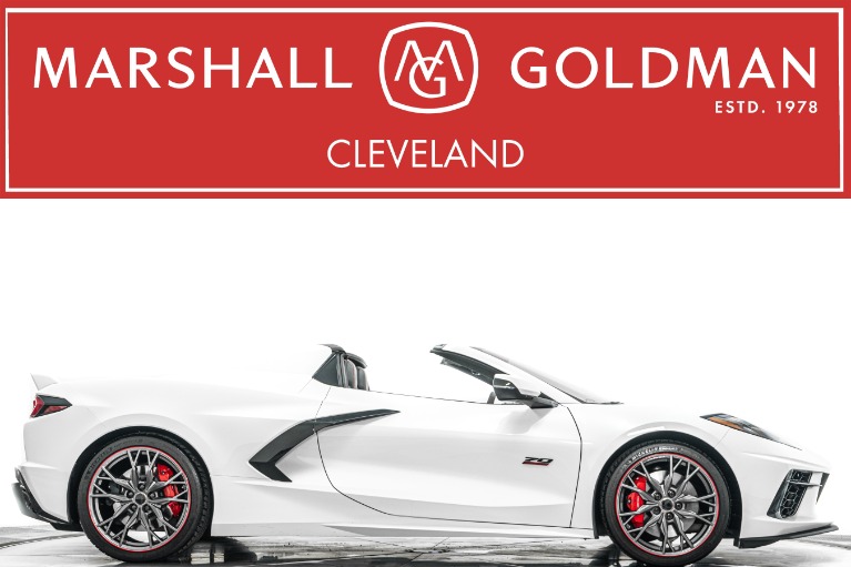 White Pearl Metallic Tricoat 2023 Chevrolet Corvette Stingray