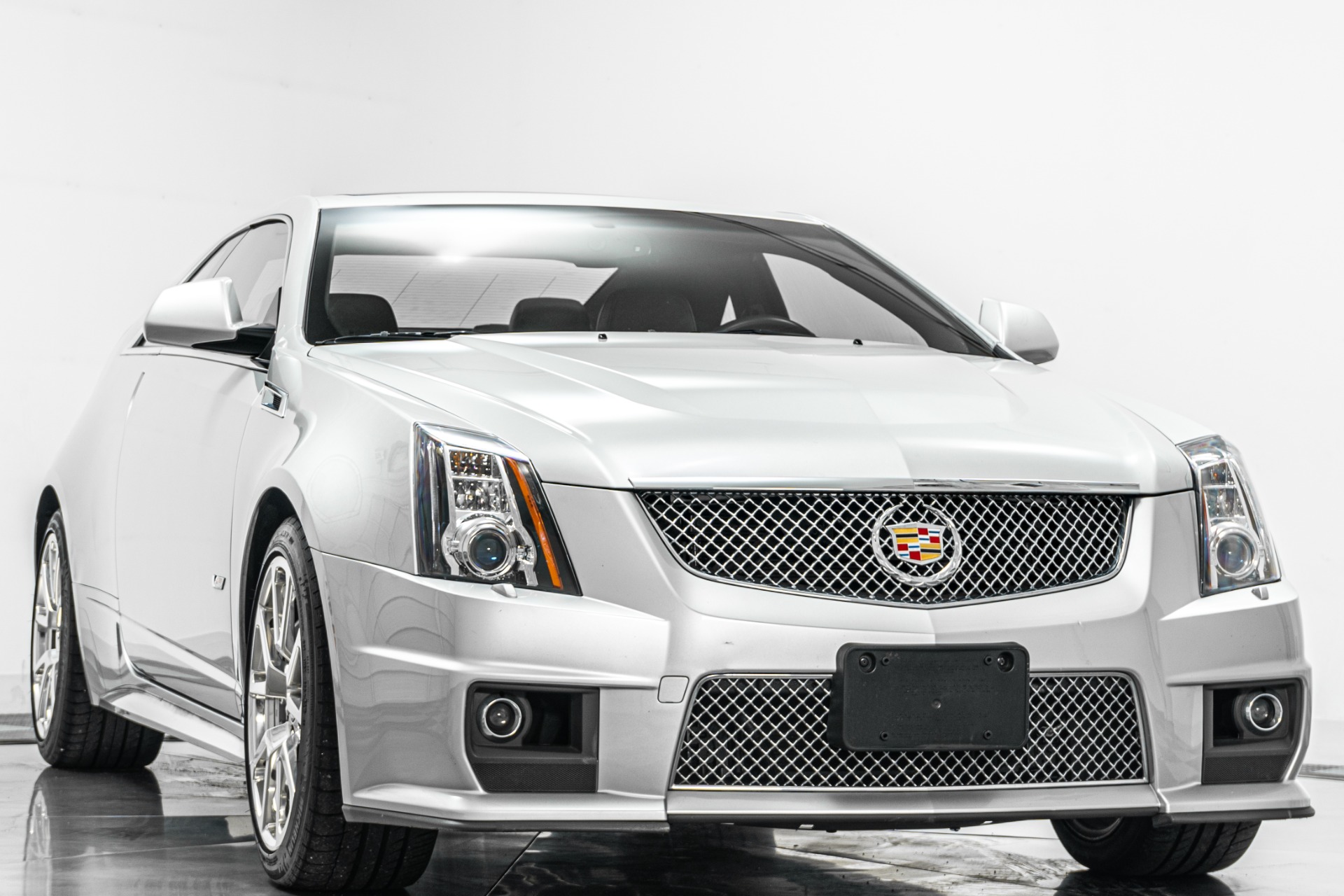 Cadillac CTS-V Coupe -Low Miles, 6 Speed Manual, Recaro Seat Package