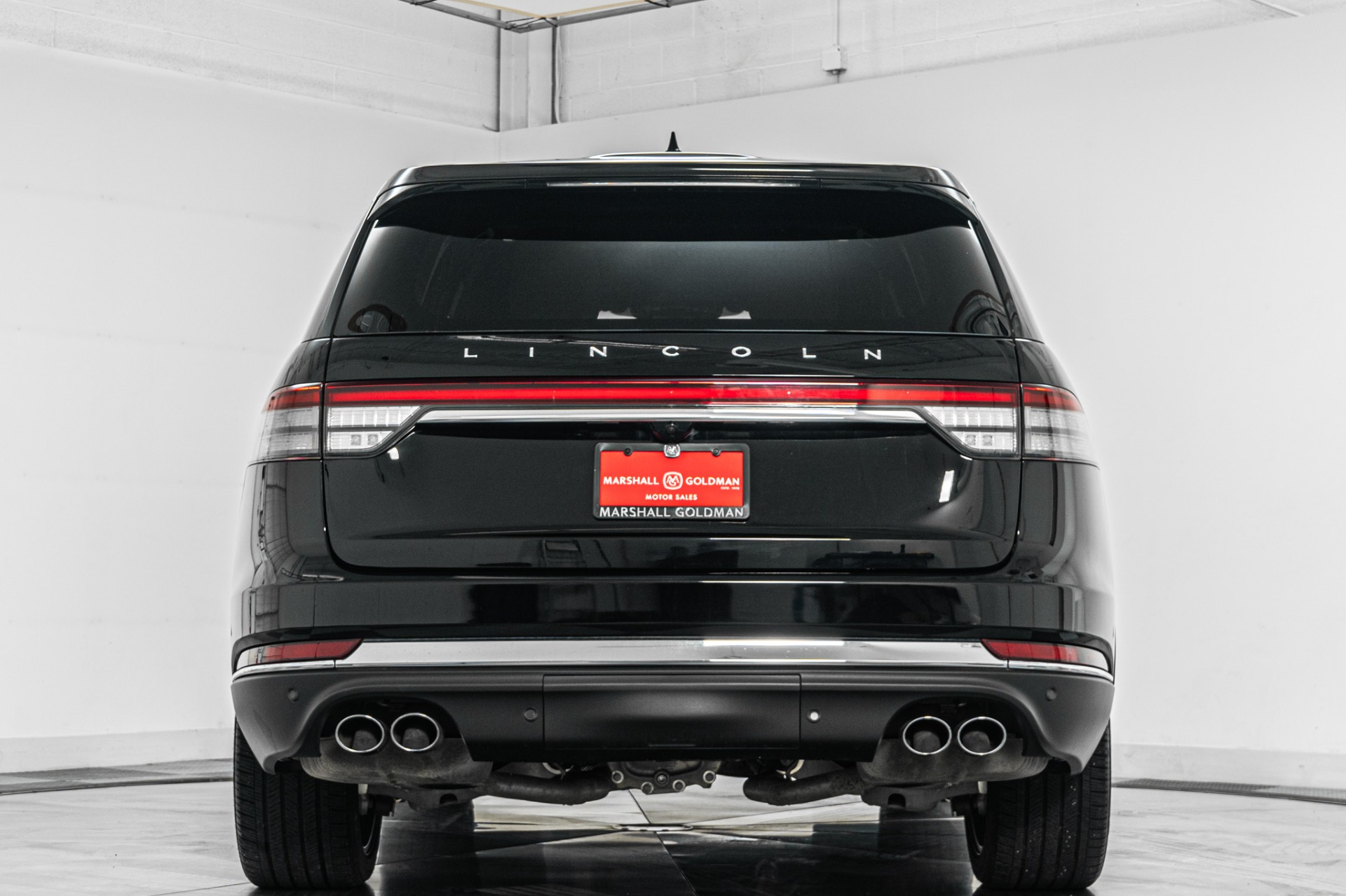 Lincoln Aviator Reserve -Luxury Package, Elements Package Plus